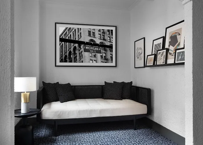 Gale Hotel Chicago